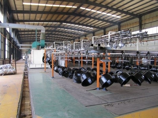 Linha de revestimento de pó eletrostático automático do eixo da roda