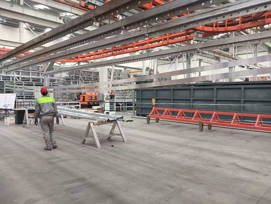 Linha de revestimento de pó do sistema de transportador sem potência de perfil de alumínio horizontal